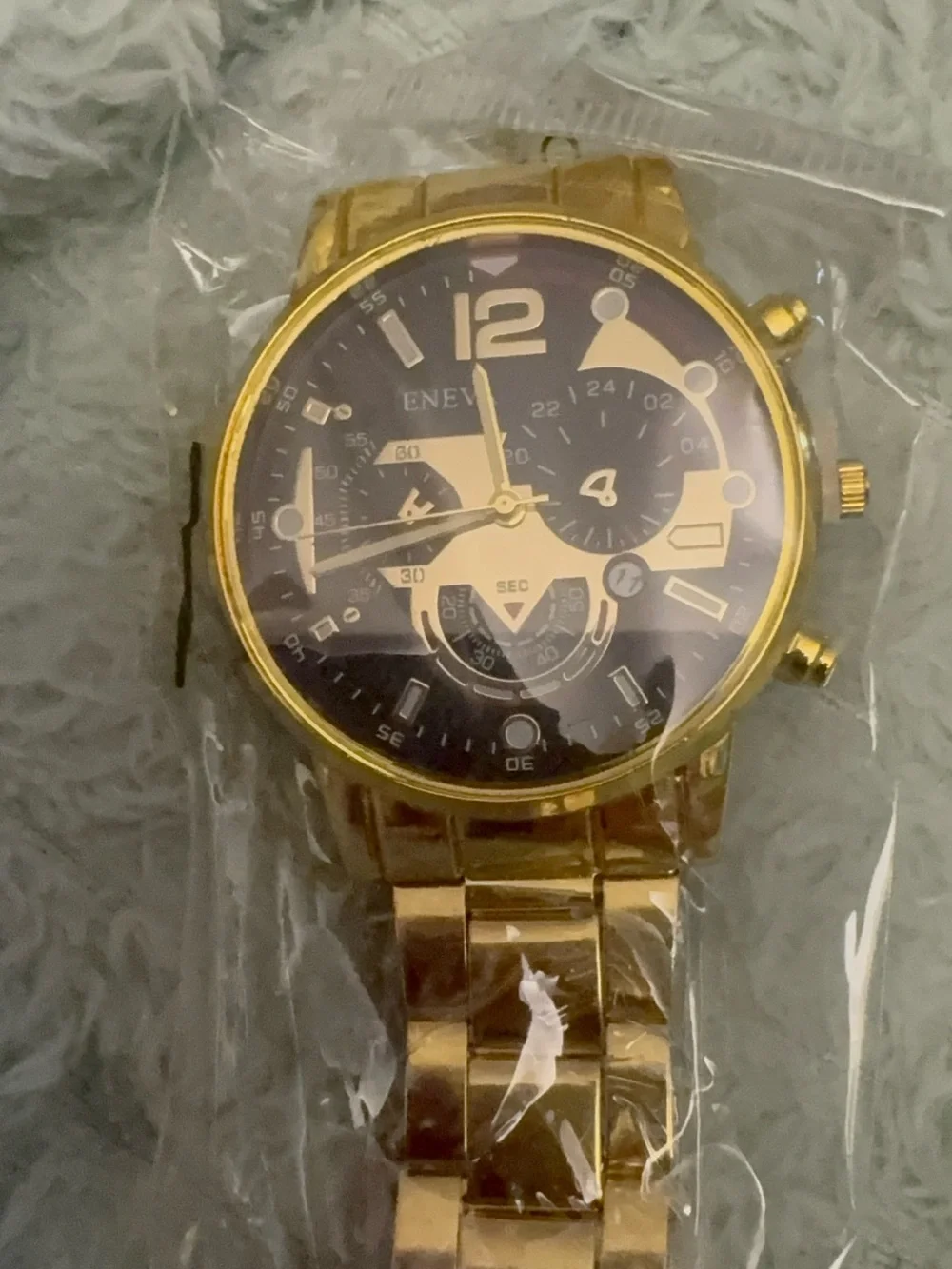 NEW- gorgeous, gold tone , black face, triple dial stunning, classic perfect gif